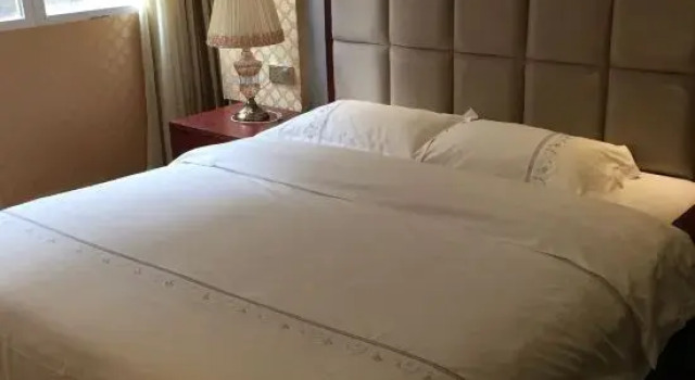 Люкс The westside Lancaster Hotel