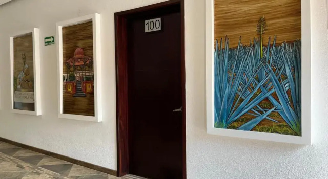 Standardowy czteroosobowy pokój Nueve Agaves Hotel