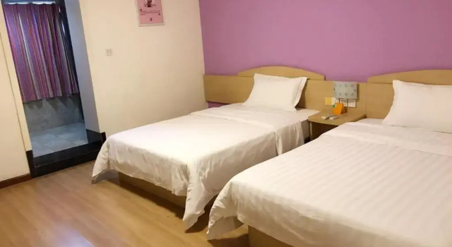 Двухместный номер Business 7Days Inn Chengdu Renshou Tianti Park Branch