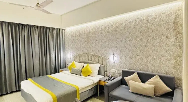 Номер Executive Hotel Gurukripa