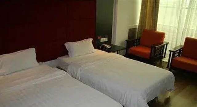 Huiheju Business Hotel - Tsingtao