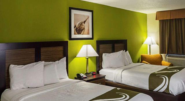 Четырёхместный номер Standard Quality Inn Biloxi Beach