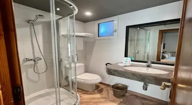 Двухместный номер Standard с балконом Yomo Petit Paris