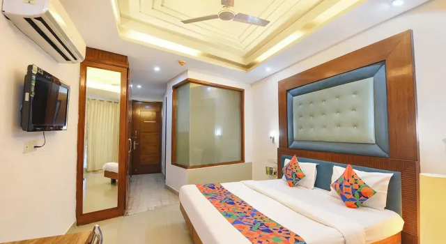 Fabhotel Small Town, Забронировать Отель Гургаон 