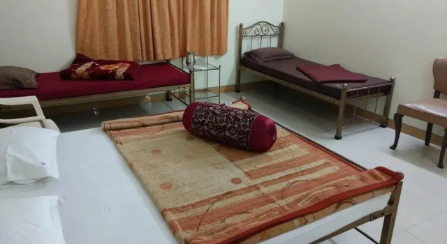 Hotel Shanti Palace