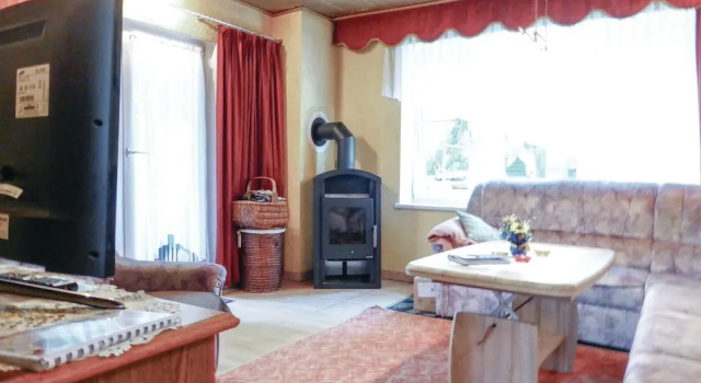 Awesome Home in Trieb With 1 Bedrooms and Wifi, Book Hotel Hoteller i Falkenstein med parkering, Parkering
