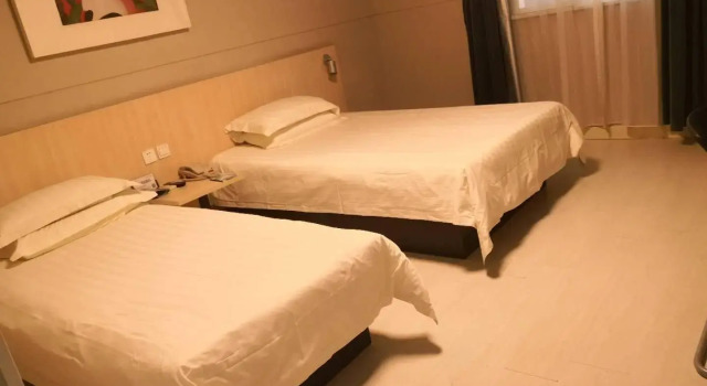 Номер Standard Jinjiang Inn Zhengzhou Dashiqiao