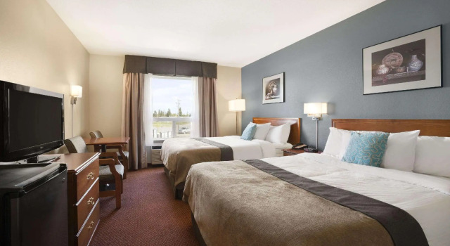 Четырёхместный номер Standard Super 8 by Wyndham Whitecourt