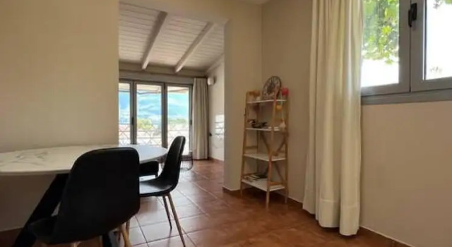 View Lake Attic in Ioannina, Prenota Appartamento Hotel a Epiro con parcheggio, Parcheggio