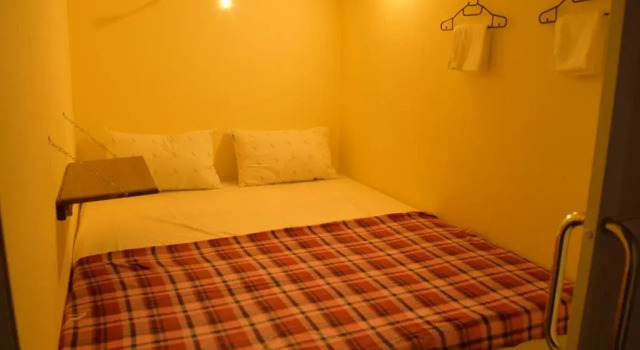 21 Hostel