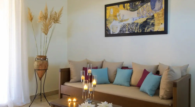 Makis Inn Resort