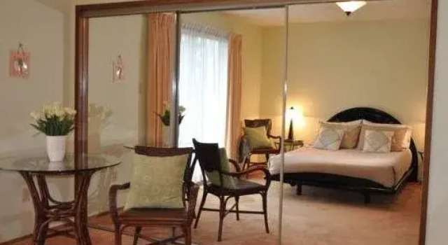 Stafford House Bed & Breakfast, Buchen Sie Hotel Courtenay Mount Washington Alpine