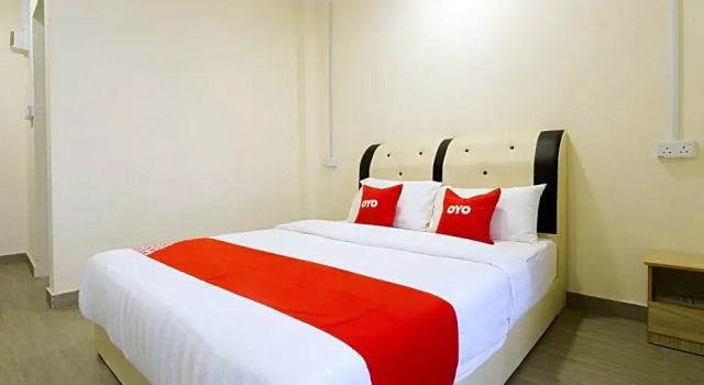 Люкс Deluxe OYO 90043 Jasni Rijan Resort