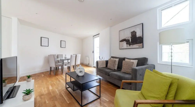 Апартаменты 3 Bed Flat by Limehouse Basin