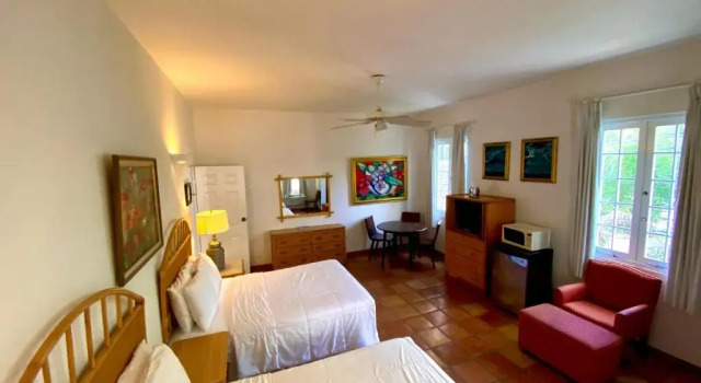 Двухместный номер Standard At Wind Chimes Boutique Hotel