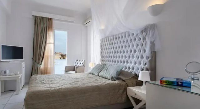 Четырёхместный номер Standard Daedalus Hotel