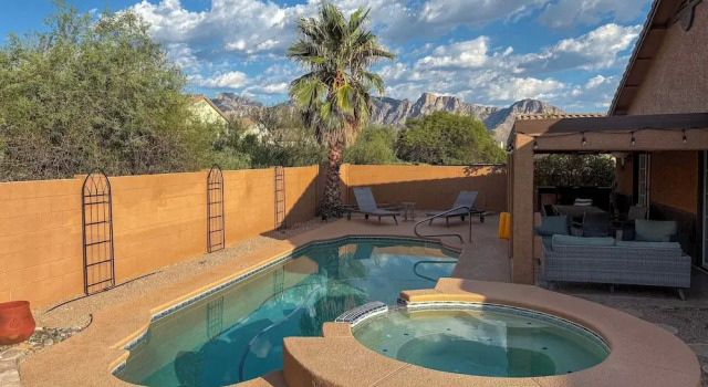 Коттедж Heated Pool & Spa: Catalina Mtn-view Home!