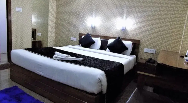 Hotel Tokyo Tower, Book Hotel SPA Hotels in Assam, SPA
