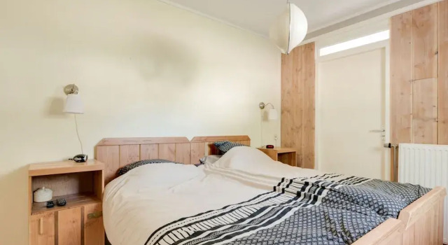Secluded Holiday Home in Julianadorp With Garden, Забронировать Отель Отели Норда 3 звезды, 3*