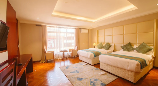 Executive room Mount Royal Villa