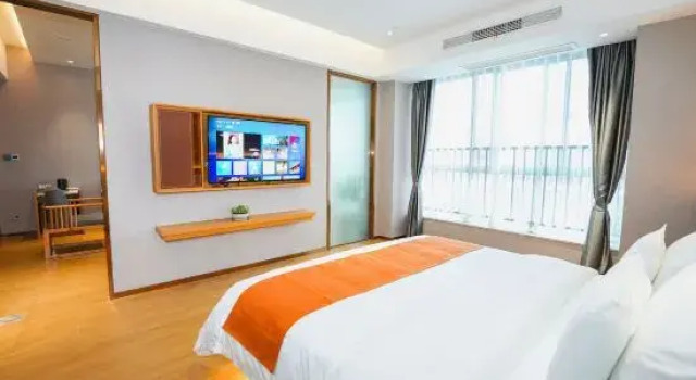 Люкс Urban Garden Hotel