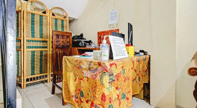 Penginapan Sederhana Syariah by OYO Rooms, Boek Hotel Palembang Sumatra
