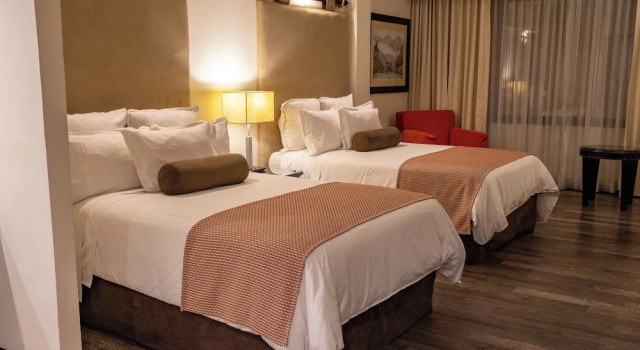 Четырёхместный номер Standard Tikal Futura Hotel & Convention Center