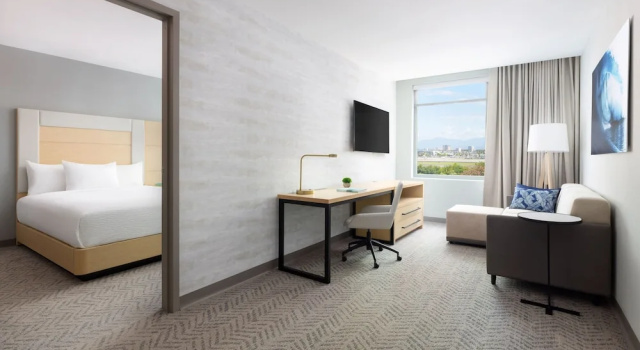 Люкс Residence Inn by Marriott San Juan Isla Verde