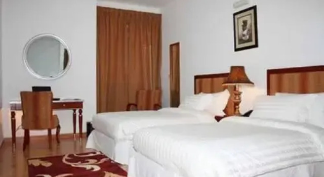 Al Reem Hotel Apartments, Забронировать Апартаменты/квартира Абу-Даби Эмират Абу-Даби, рядом с Abu Dhabi Gas Liquefaction Co Limited