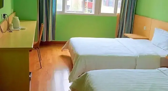 Двухместный номер Business 7 Days Inn Chongqing Wanzhou Wanda Square Branch