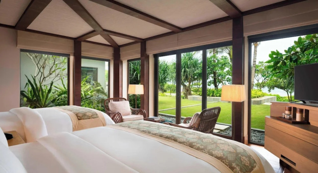 Вилла Oceanfront с 3 комнатами The Ritz-Carlton Bali