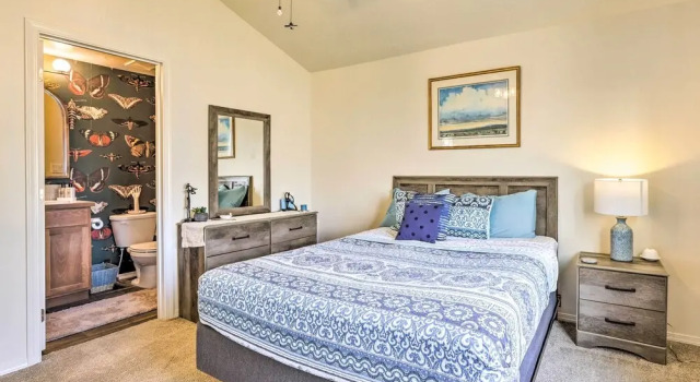 Коттедж Prismatic Boise Retreat w/ Fenced Backyard!