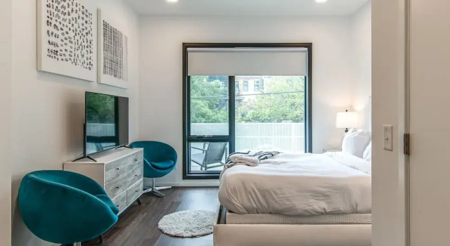 Illume Posh Resort Community Courtyard Pool 1 Bedroom Condo