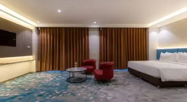 Двухместный полулюкс The Skye Phnom Penh Hotel & Apartments
