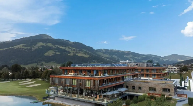 Апартаменты Exclusive Penthouse on the Golf Course