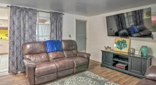 Golf Course & Pool Access: Quaint Sun City Home, Book Hotel Sun City West Arizona
