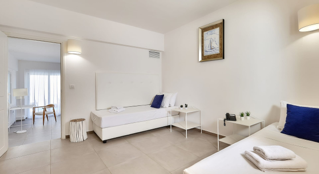 Семейный Suite Plunge Pool St Constantin Sea Hotel & Spa Resort
