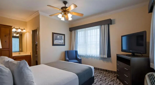 Семейный люкс Best Western Dinosaur Valley Inn & Suites
