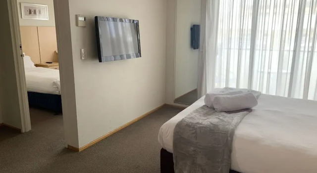 Семейный люкс с 2 комнатами Airport Ascot Motel