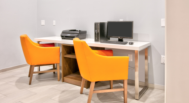 Holiday Inn Express & Suites North Dallas at Preston by IHG