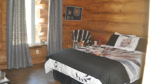 Domaine de La Giroux-ette, Book Guesthouse La Patrie 