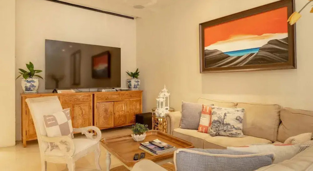 w Fantastic House w Amazing Pool in Cartagena, Забронировать Апартаменты/квартира Отели Картахены с парковкой, рядом с Bolivar Park, Парковка