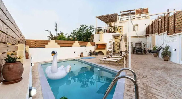 Вилла Villa Polenta - Kournas with pool, up to 8 persons