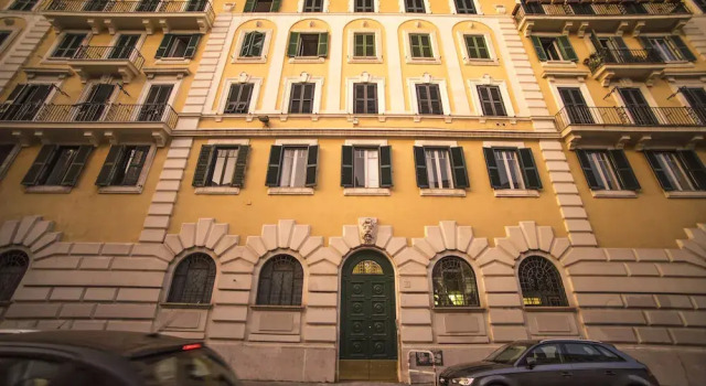 Corner 8, Забронировать Отель Рим Лацио, рядом с Уста истины