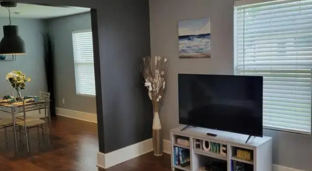 Chic City Getaway-2 bdrm twnhome, Minutes From Downtown, Prenota Hotel Hotel a Indiana con parcheggio, Parcheggio