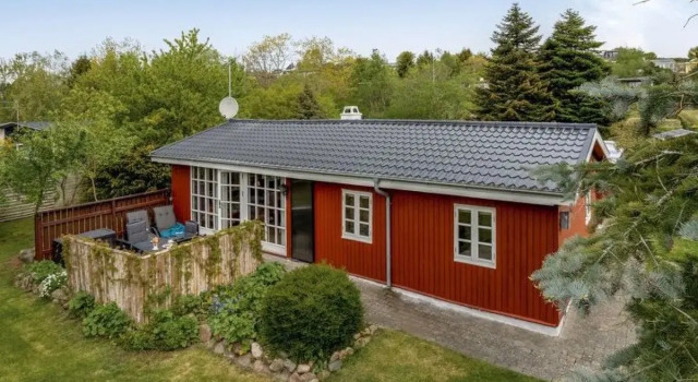 "Vian" - 200m from the sea in Djursland and Mols, Rezervasyon Otel Vestjylland otoparklı oteller, Otopark