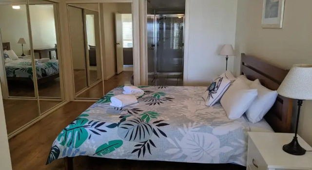 Апартаменты с 3 комнатами с видом на сад Moorings Beach Resort