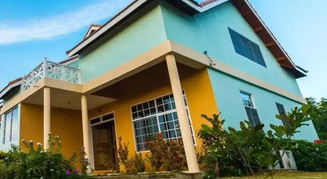 Paradise Villa, Rezervovat Apartmán Hotely v Ocho Rios Coast s parkováním, Parkování