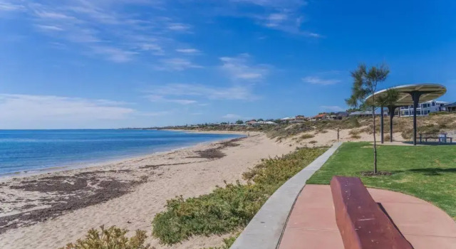 San Sebastian - 5 Bedroom Villa- walk to the beach, Stunning views - Colston & CoHosts, Book Hotel Wannanup Western Australia