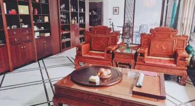 Yizheng Sixteen Chrysanthemum Homestay, Buchen Sie Hotel Yangzhou 